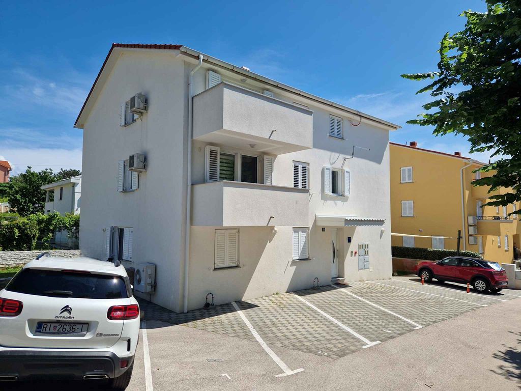 Ferienwohnung neu eingerichtet für 2-4 Pers. mit Klimaanlage, WLAN und Parkplatz