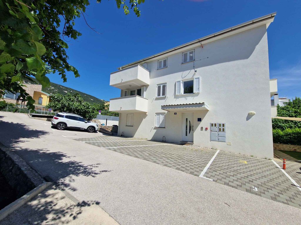 Ferienwohnung neu eingerichtet für 2-4 Pers. mit Klimaanlage, WLAN und Parkplatz