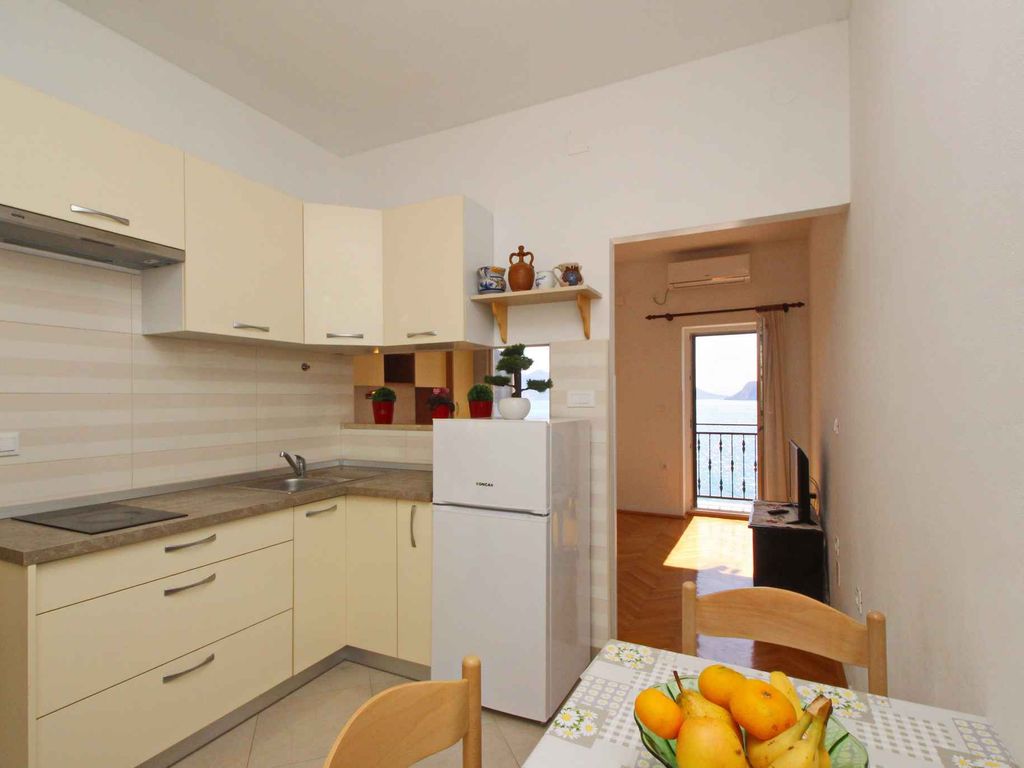 Studio mit Meerblick 10 m von der Adria