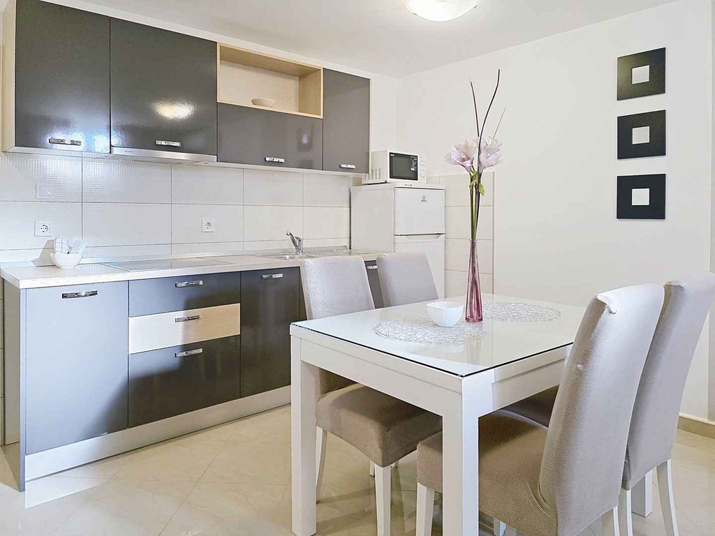 Ferienwohnung mit Pool zur gemeinsamen Nutzung