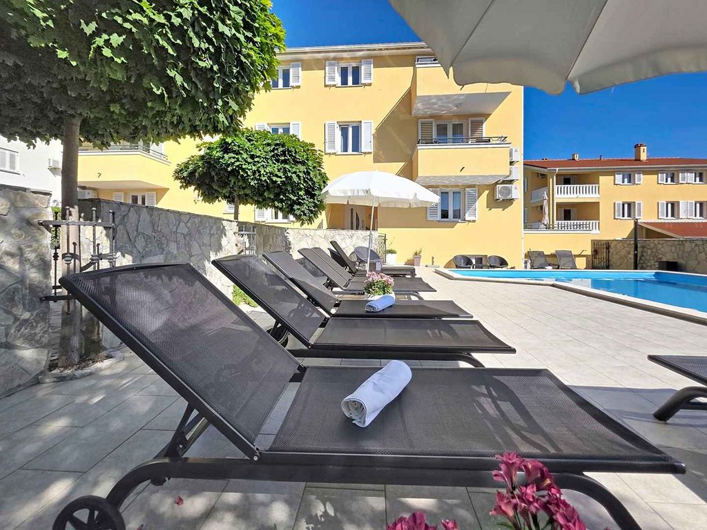 Ferienwohnung mit Pool zur gemeinsamen Nutzung