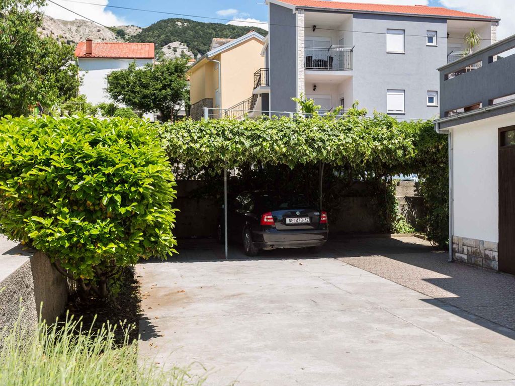 Ferienwohnung mit Balkon und Klimaanlage