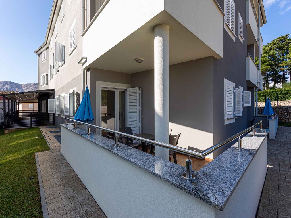 Ferienwohnung mit Klimaanlage und Terrasse