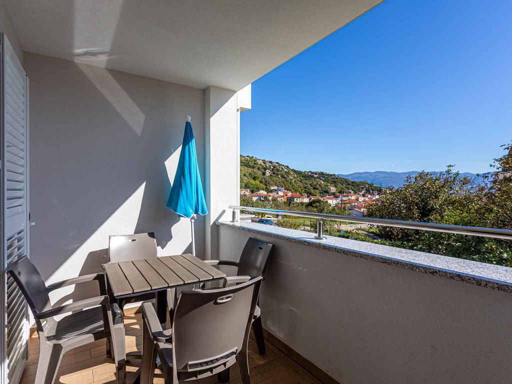 Ferienwohnung mit Klimaanlage und Balkon