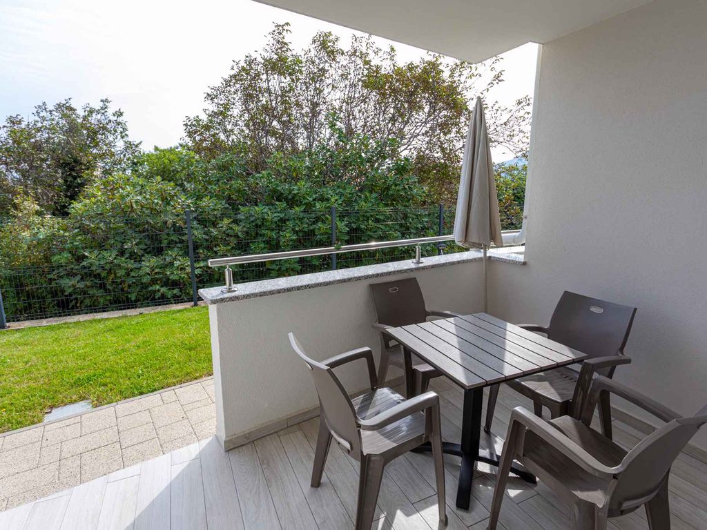 Ferienwohnung mit Klimaanlage und Terrasse