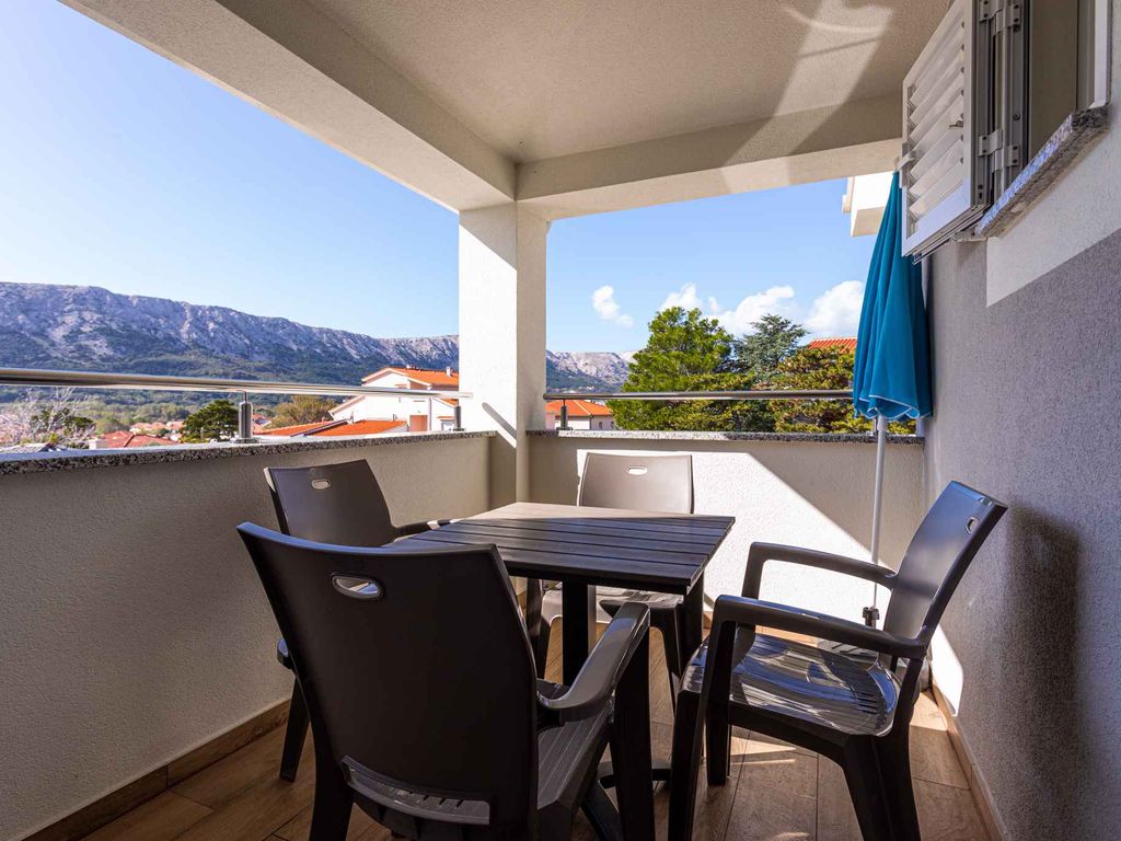 Ferienwohnung mit Balkon und Klimaanlage