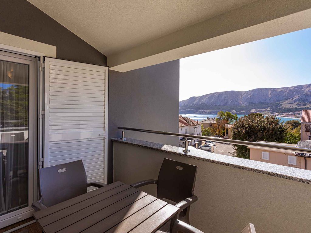 Ferienwohnung mit Balkon und Klimaanlage