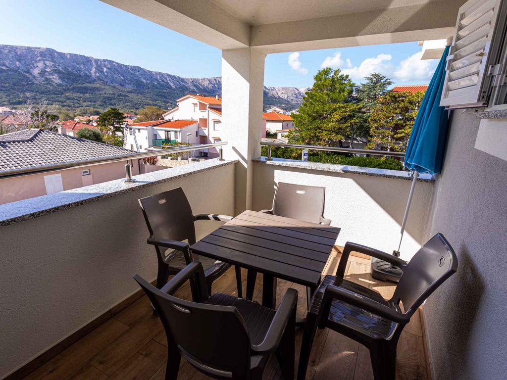 Ferienwohnung mit Balkon und Klimaanlage