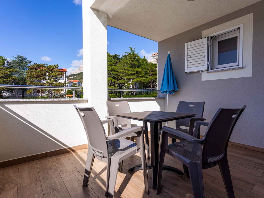 Ferienwohnung mit Balkon und Klimaanlage