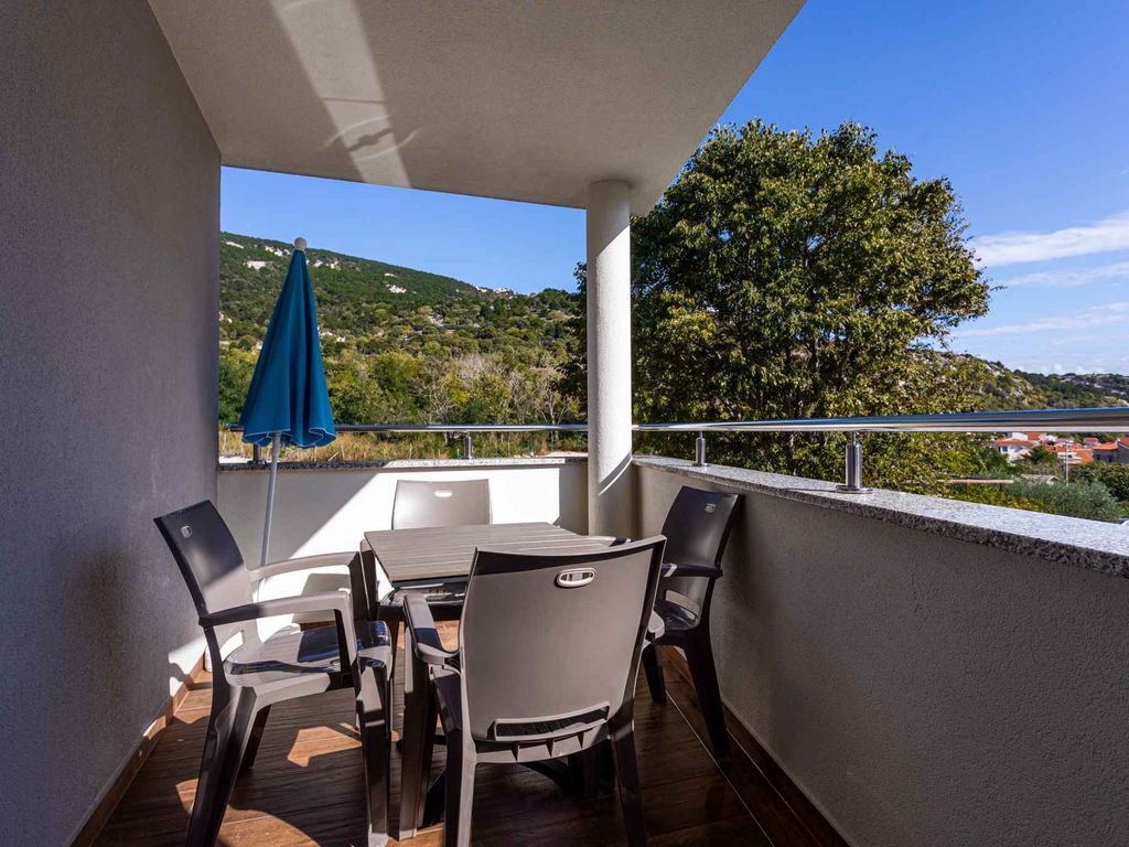 Ferienwohnung mit Klimaanlage und Balkon
