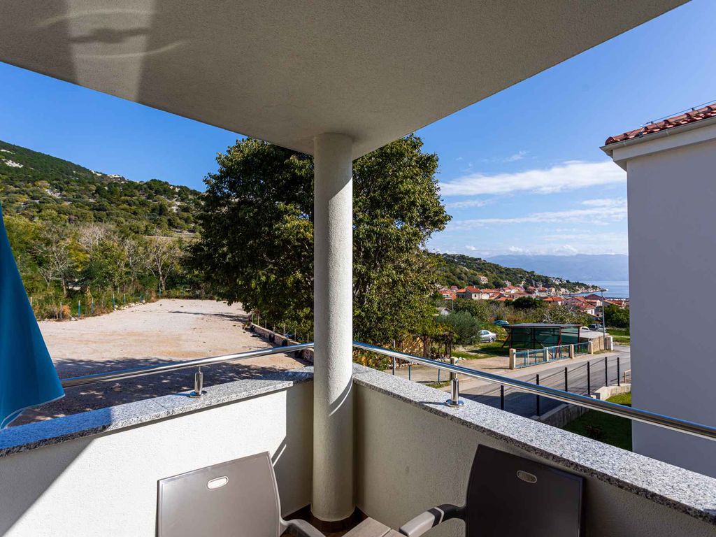Ferienwohnung mit Klimaanlage und Balkon