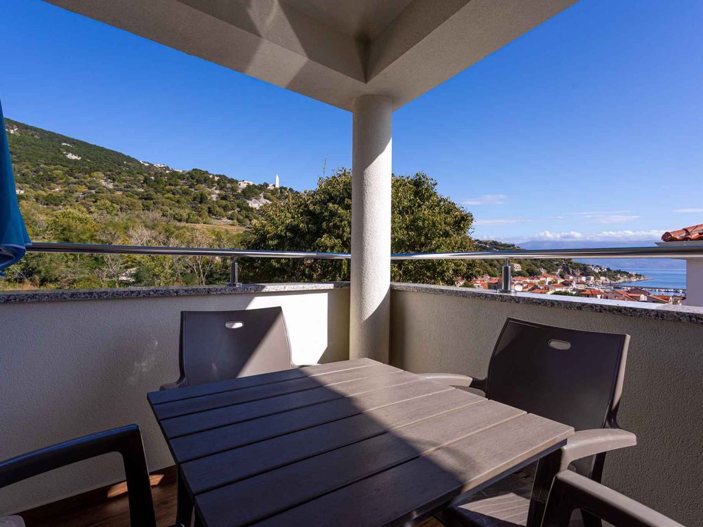 Ferienwohnung mit Klimaanlage und Balkon
