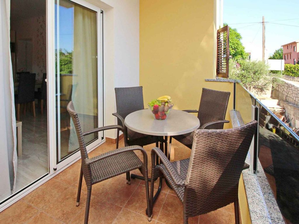 Ferienwohnung modern eingerichtet nur 300 m vom Meer