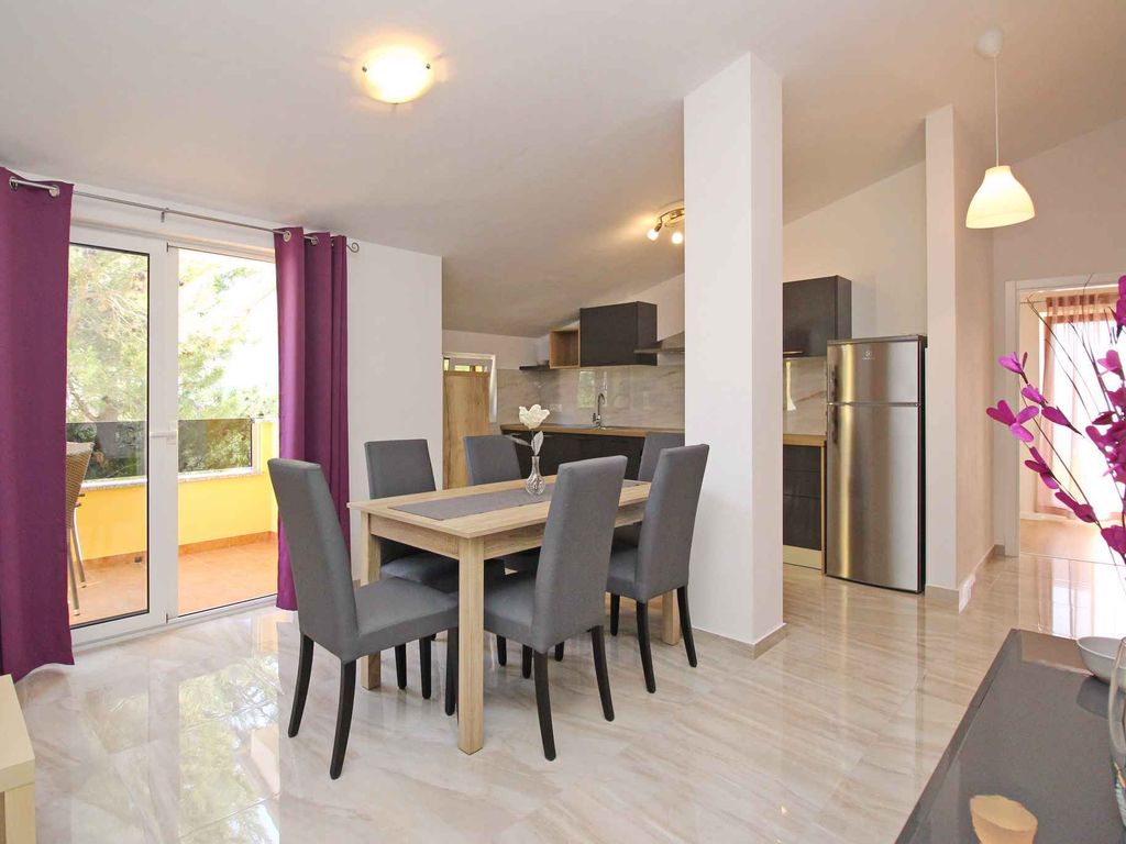 Ferienwohnung mit Grillmöglichkeit und 300 m zur Adria
