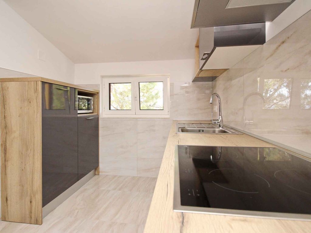 Ferienwohnung mit Grillmöglichkeit und 300 m zur Adria