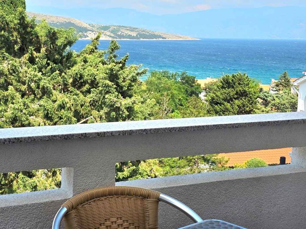 Ferienwohnung mit Balkon und Klimaanlage