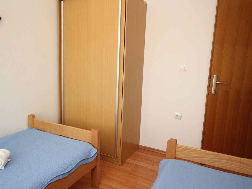 Ferienwohnung mit Balkon, Klima und Internet