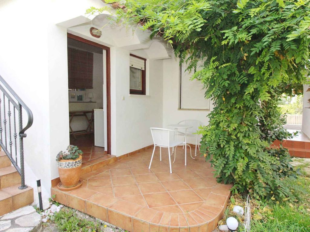 Studio mit Terrasse und Klimaanlage