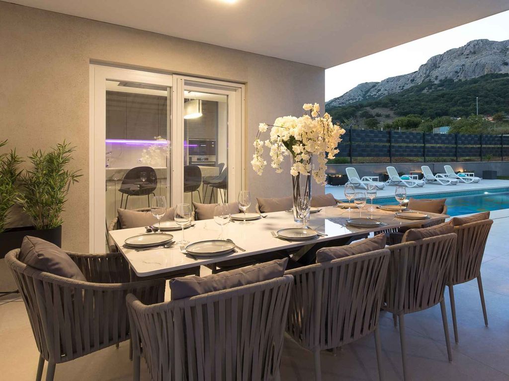 Villa mit Pool