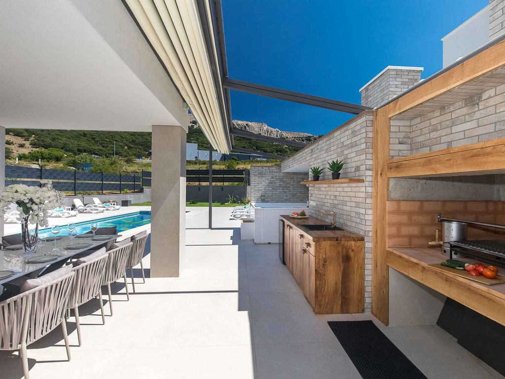 Villa mit Pool