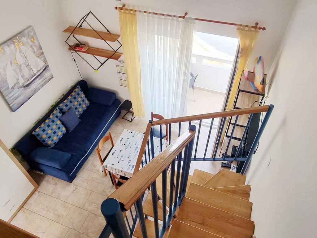 Studio mit Balkon und Meerblick