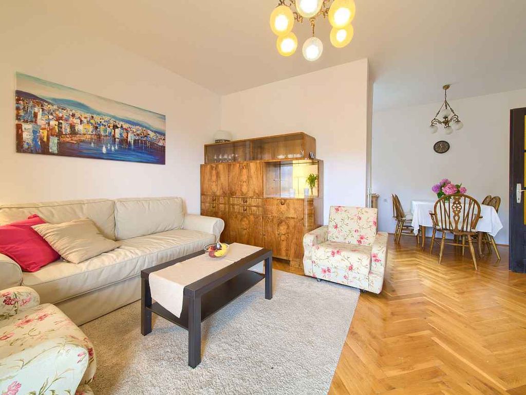 Ferienwohnung mit Balkon und Meerblick