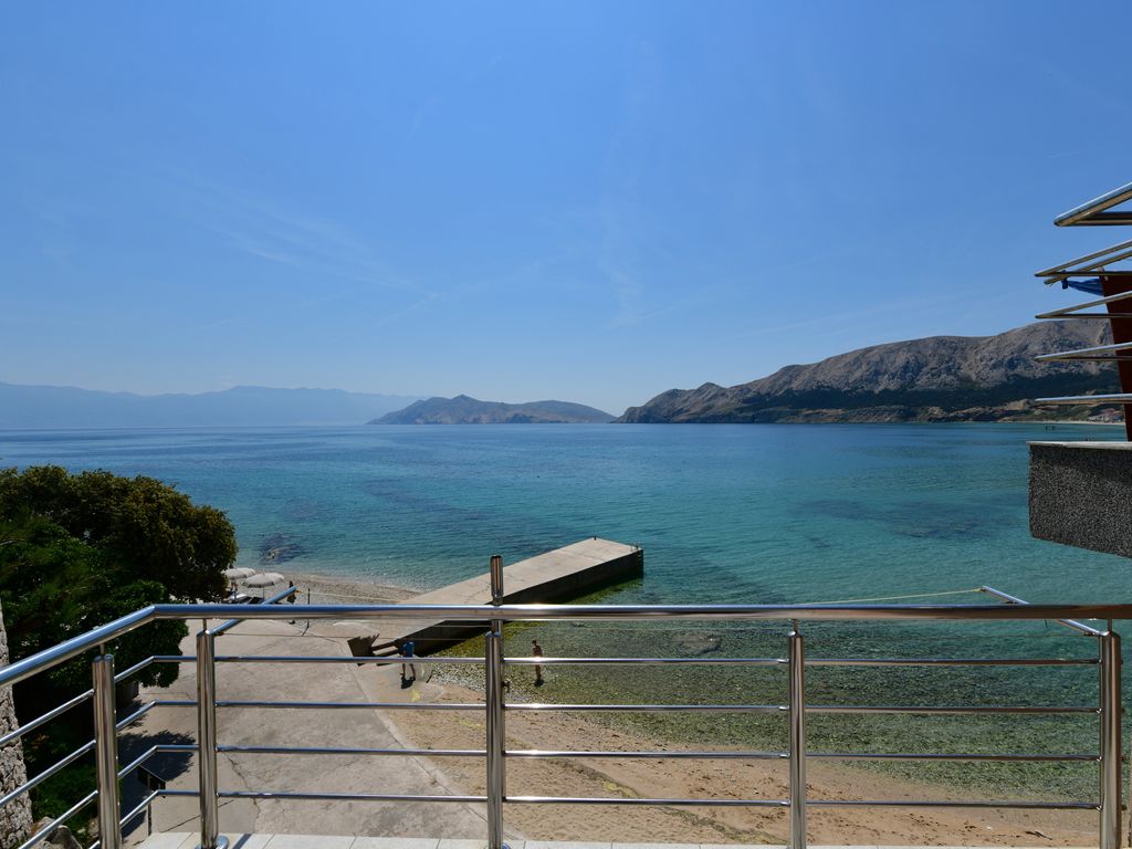 Ferienwohnung mit Balkon und Meerblick