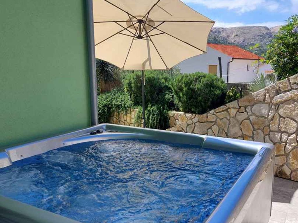 Ferienwohnung mit Whirlpool