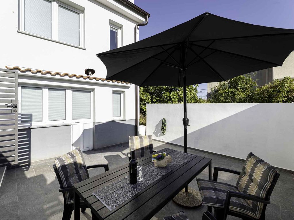 Ferienwohnung mit Klimaanlage und Terrasse