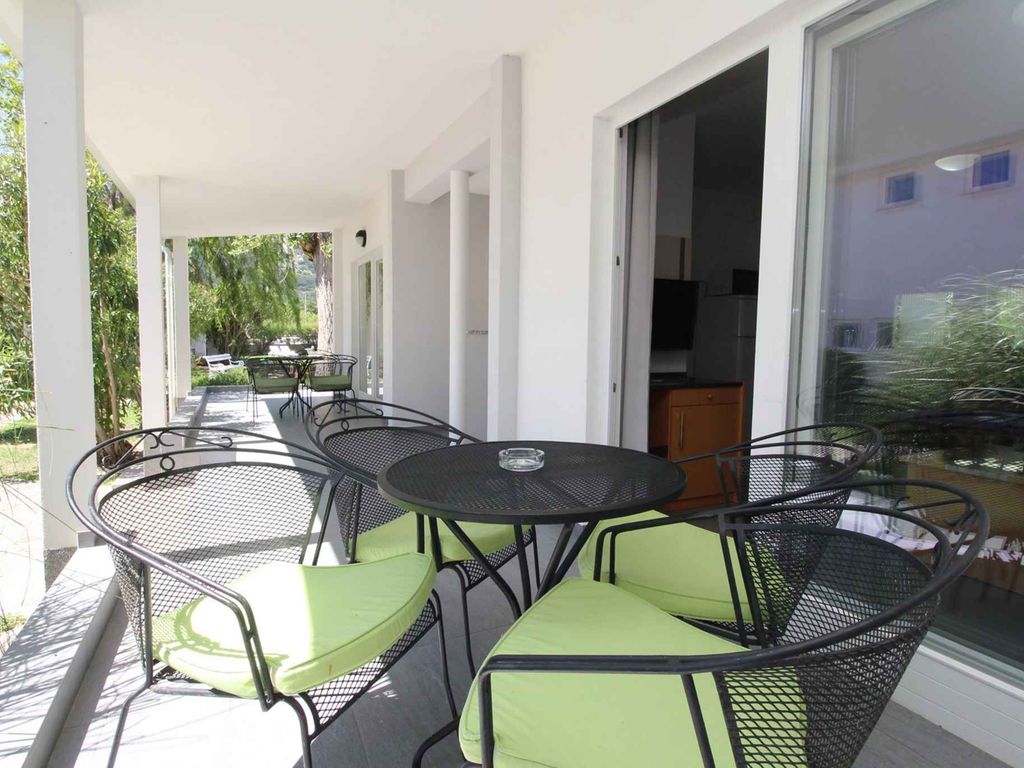 Ferienwohnung mit Terrasse in Strandnähe