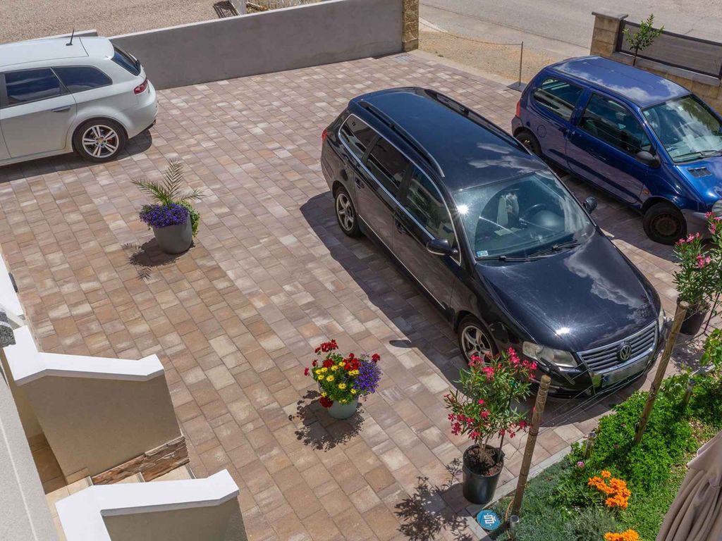 Ferienwohnung mit Terrasse