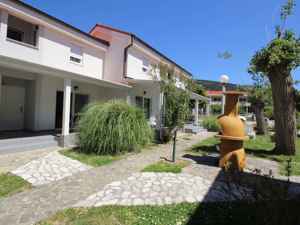 Ferienwohnung mit Terrasse in Strandnähe