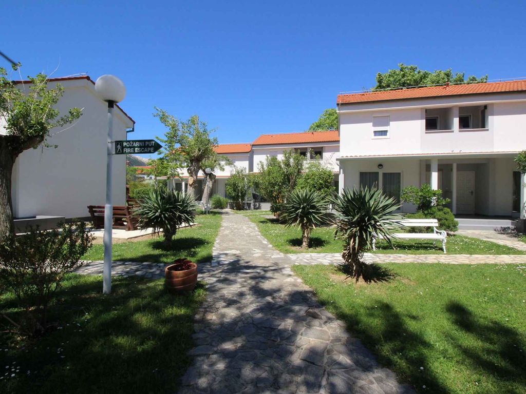 Ferienwohnung mit Terrasse in Strandnähe