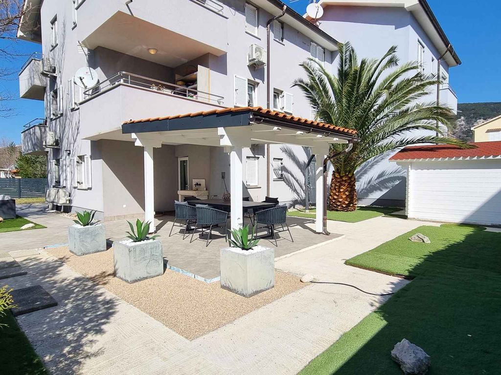 Ferienwohnung mit Terrasse und Garten zur Alleinnutzung