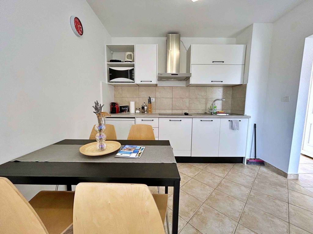 Ferienwohnung mit Balkon und Grillmöglichkeit