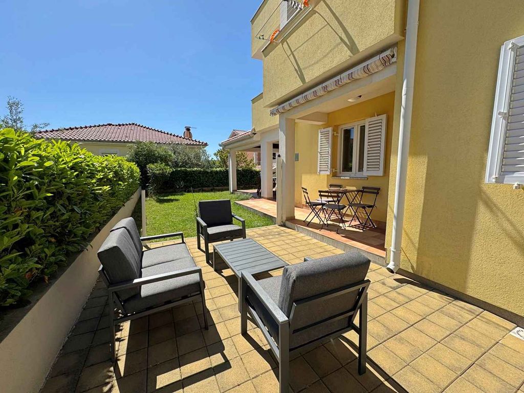 Ferienwohnung mit Terrasse und Grillmöglichkeit