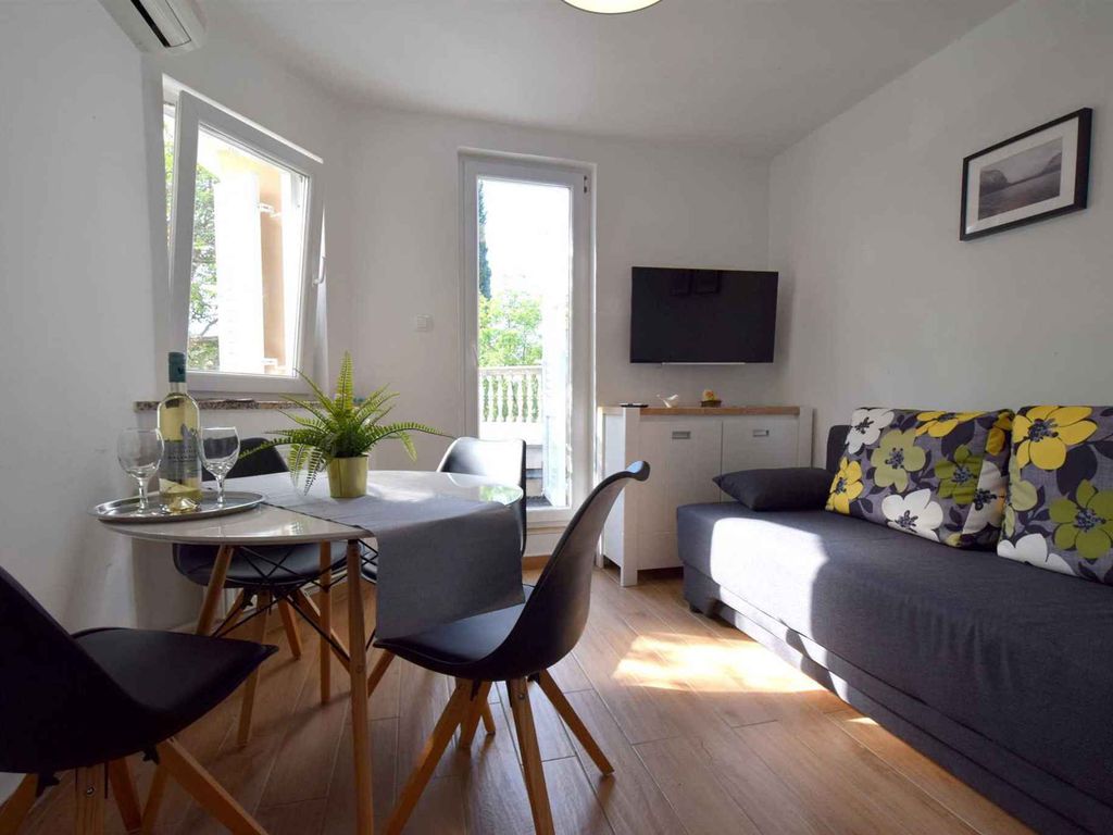 Ferienwohnung mit Klimaanlage und Meerblick