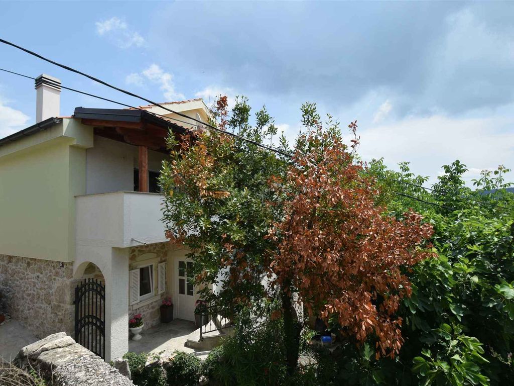 Ferienwohnung mit Balkon und Meerblick