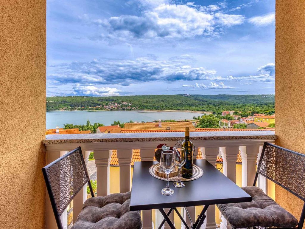Ferienwohnung mit Klimaanlage und Meerblick