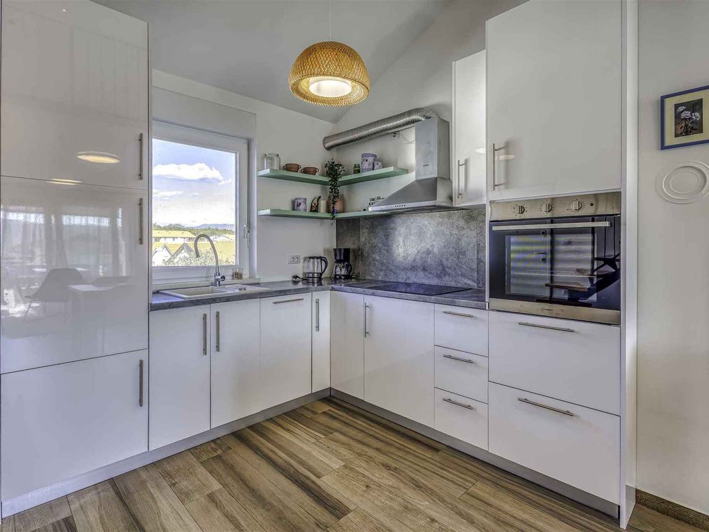 Ferienwohnung mit Balkon und Grill