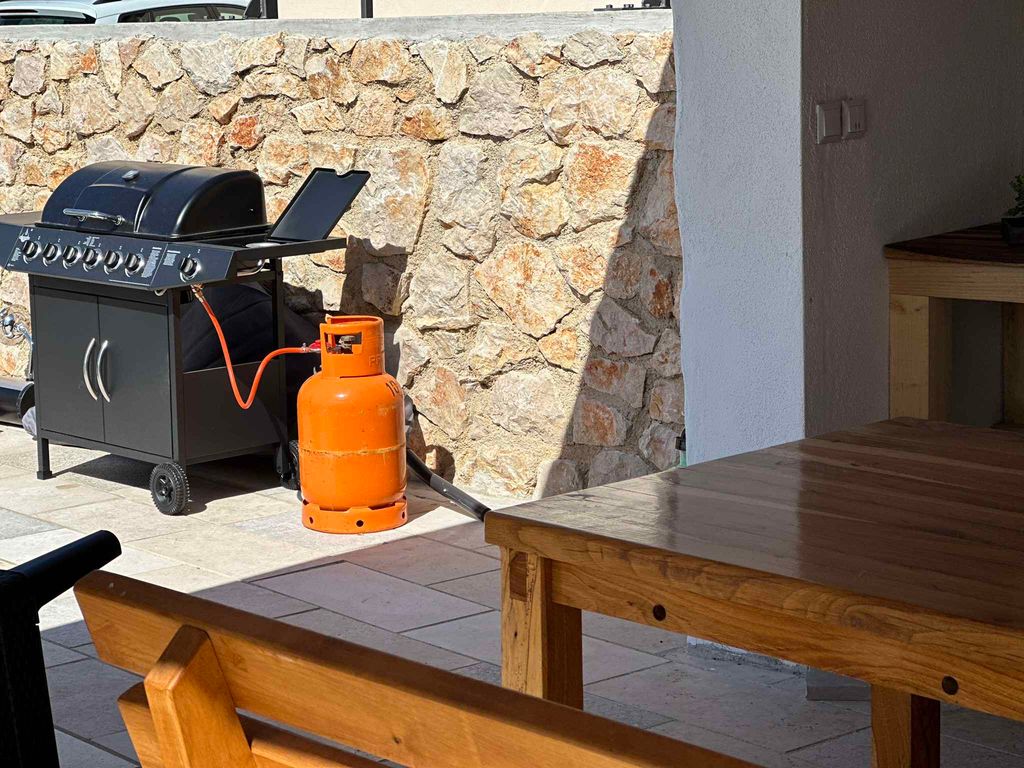 Villa mit großem Pool- Rollstuhlgerecht
