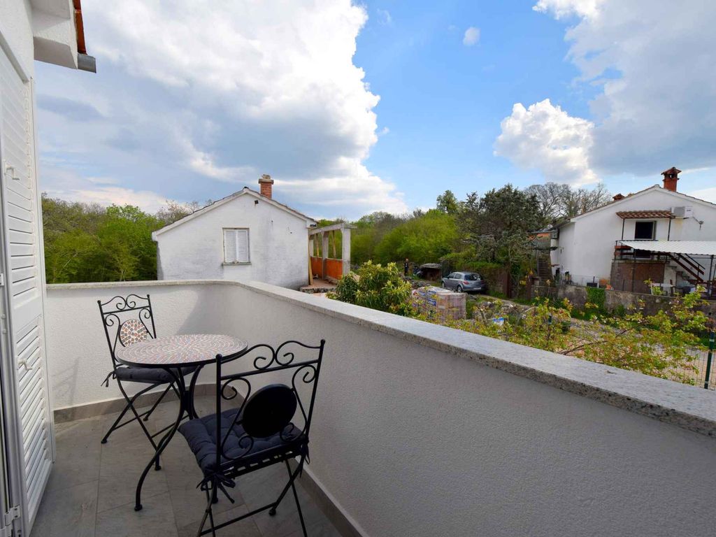 Ferienwohnung mit Klimaanlage und Balkon