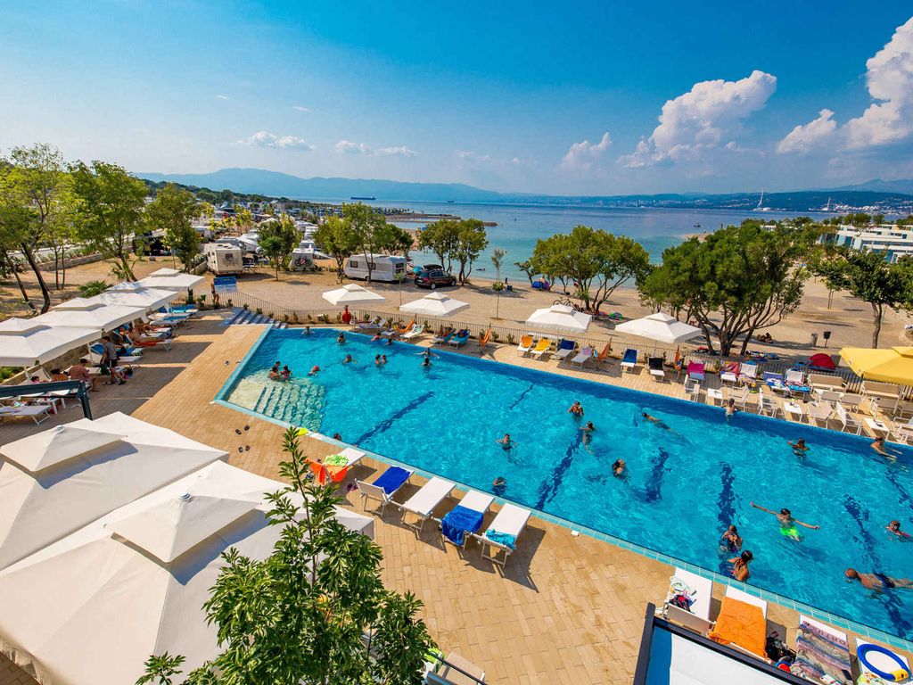 FerienHaus mit Pool