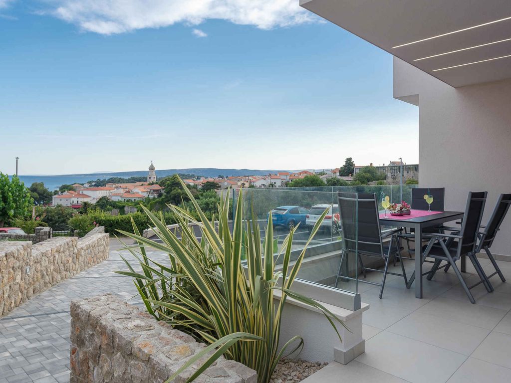 Ferienwohnung SCHÖNE WOHNUNG VILLA LUCE I