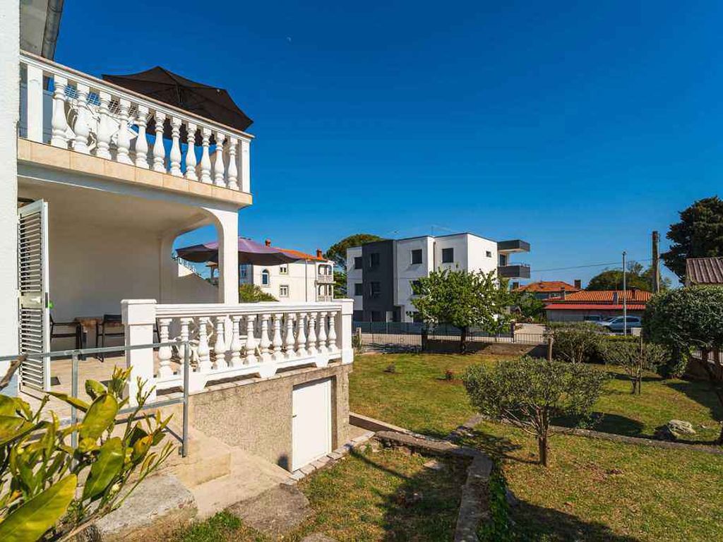 Ferienwohnung mit Terrasse
