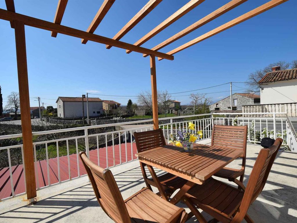 Ferienwohnung mit Terrasse