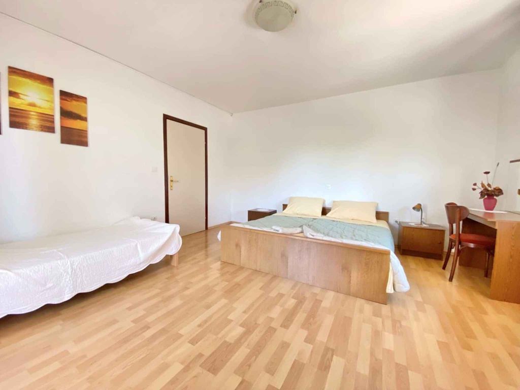 Ferienwohnung mit Grill und Hof zur Mitbenutzung
