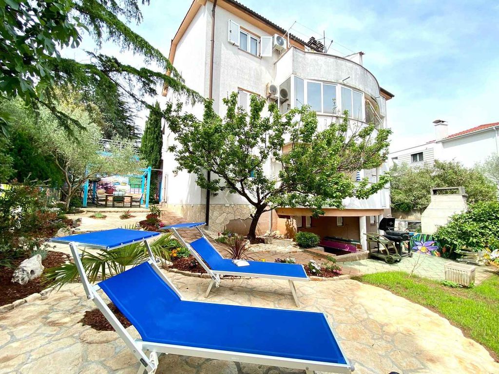 Ferienwohnung mediterran eingerichtet mit Klimaanlage