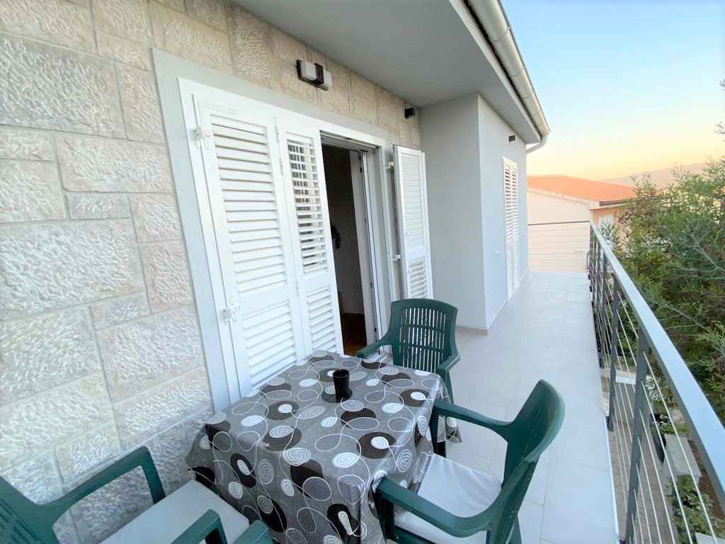Ferienwohnung mit Klimaanlage, Balkon und Grillmöglichkeit
