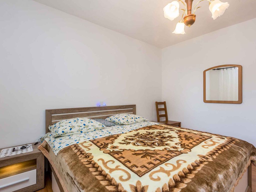 Ferienwohnung mit Terrasse und Klimaanlage